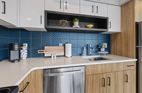 Cliff - Cannon Apartment | Your Luxury Retreat Awaits Free parking available