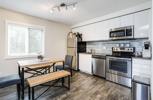 Collingwood Condo | Your Perfect Get Away Retreat Awaits You