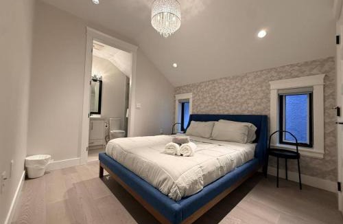 Kitsilano House | YVR3106 | Cozy 3BR in Central Vancouver | 15 min to Downtown