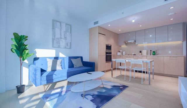 1-BDR & 1-Bath | 600sqft | AC | Modern Style