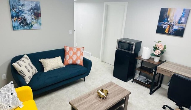 1 Bedroom modern basement suite with private entrance