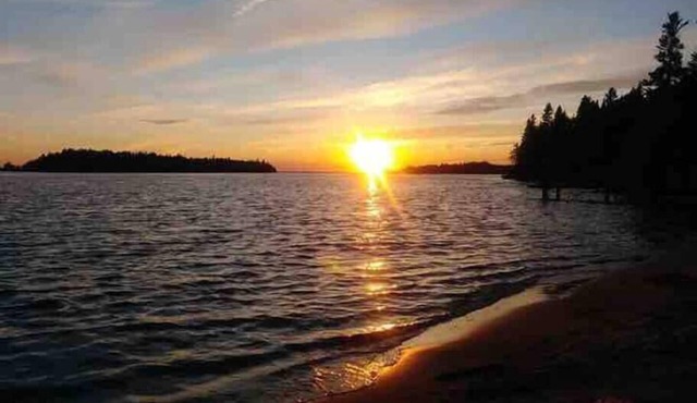 1-Bord du Lac-St-Jean/beach/kayaks CITQ: 306338