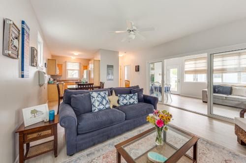 1 Mi to Moody Beach: Cottage w/Pool Access!