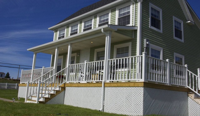 100 Year Old Saltbox Style Newfoundland Home With Spectactular Ocean Views