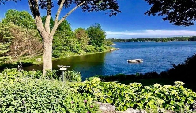 19th C. Waterfront 5B/5B Home in Blue Hill-Gardens & Harbor views. Sleeps 10 in Blue Hill