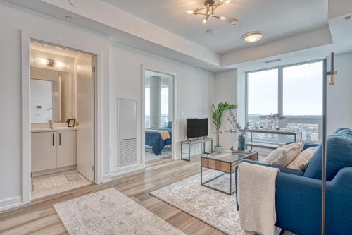 2 Bedroom, 2 Bath Stunning Condo - heart of Kitchener Downtown
