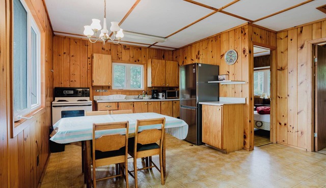 2 Bedroom Cottage II: SB