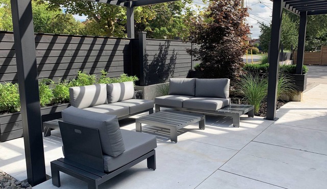 205, 1 Bedroom - Downtown Collingwood, Luxury Boutique Hotel. in Collingwood