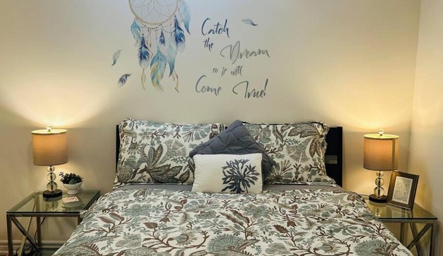 2B Basement, Mins to Lake, Free Parking