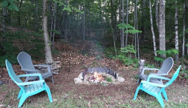 2nd Floor of home in the country 2Bdrm lots of parking, Spacious & peaceful