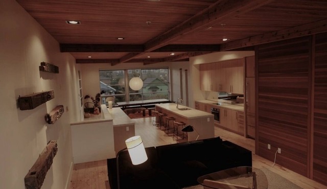3 bedroom Penthouse with Inlet Views