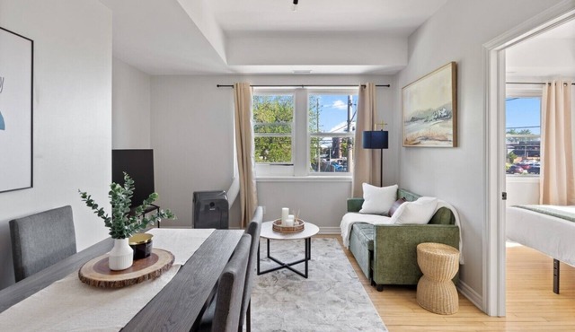 3 Bedrooms, 2 Kitchens & 2 Bathrooms—Perfect for Groups