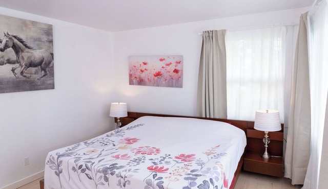 3 min from Ferry to Old Quebec Central Cosy 3-bedroom Levis Centre