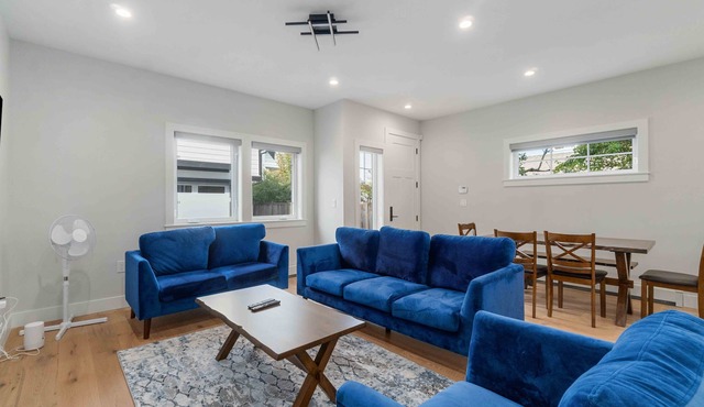4 BD Lovely Family home in Delta!