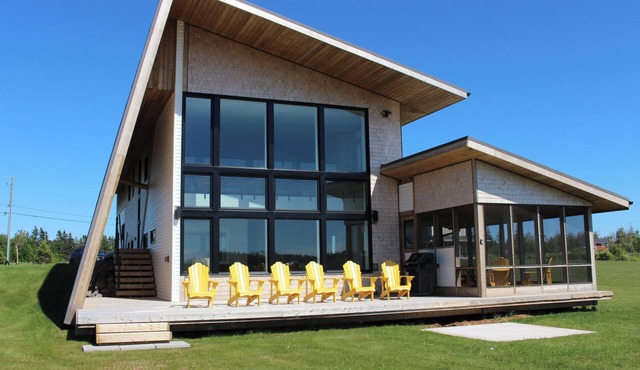 5-bedroom Waterfront Home In Brackley, Minutes To National Park Beaches