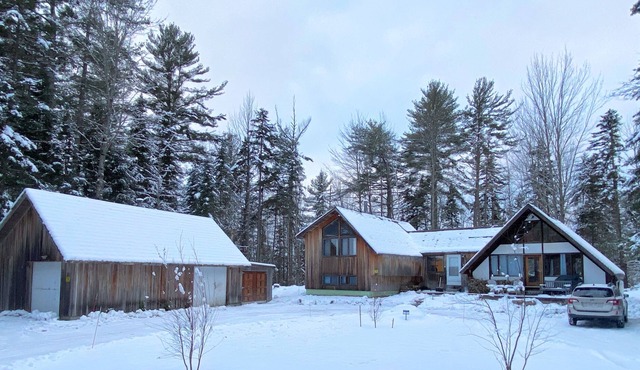 70SC rustic ski chalet close to Cannon, Franconia Bretton Woods! in Franconia