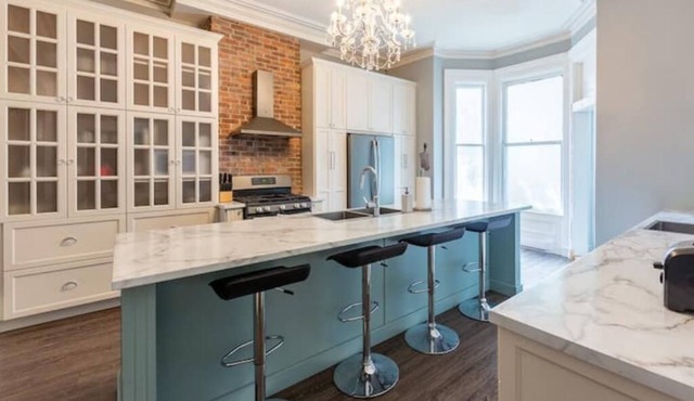 A Century of Character in the Heart of Downtown