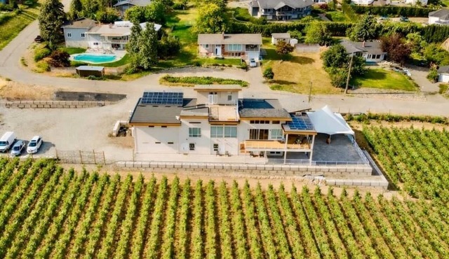 A Modern Organic Vineyard Escape - All 3 Bedrooms