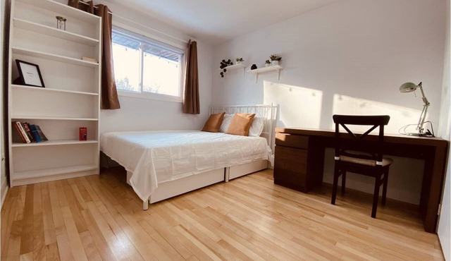 A Room near Ottawa Downtown