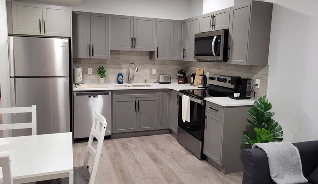 Affordable Luxury – 2-Bedroom Suite in Wolf Willow, Calgary!