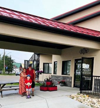 Alberta Beach Inn and Suites