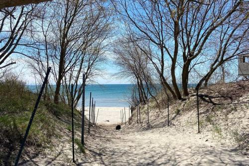 All Season Cottage close to Long Beach