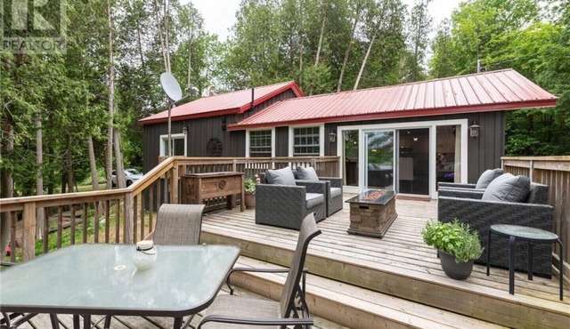 All Seasons - Muskoka Retreat on Sparrow Lake