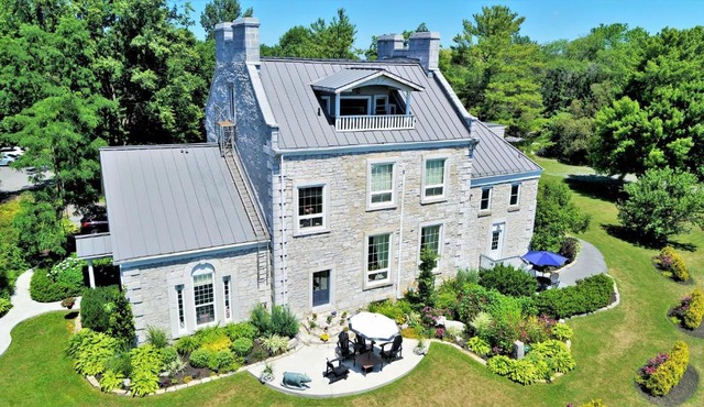 All Suites Whitney Manor