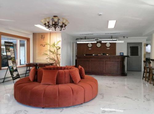Alpine Inn & Suites