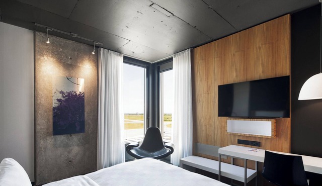 Alt Hotel Halifax Airport - In Terminal