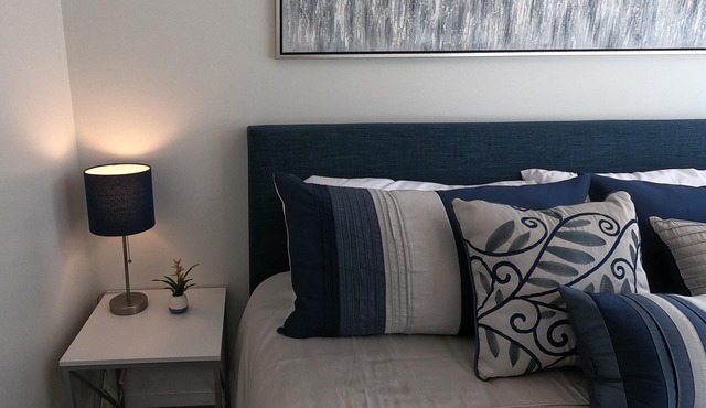Amazing & Modern! Beautiful & Quiet View! Best location Downtown w/Free Parking