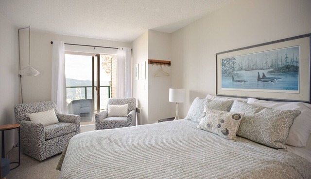 Anchor's End Suite at Inn of the Sea. Charming, affordable rental on the ocean.