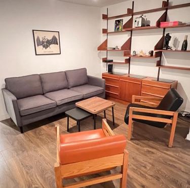 Appartement Mid Century 2 Chambres avec Jardin