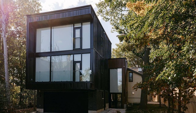 Architect-Designed Masterpiece: Three Eras, One Luxury Home