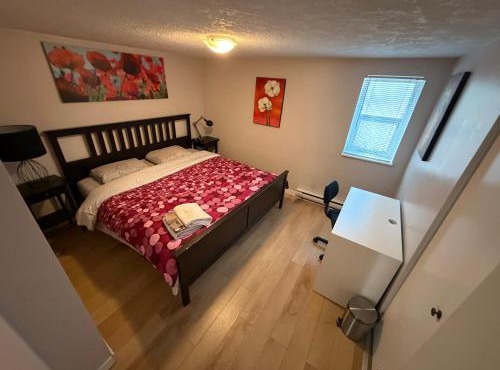 Artistic Apartment Near Downtown
