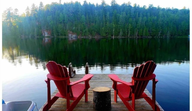 Bancroft - Private Lakefront Cottage – Peaceful Retreat on Batelle/Rock Lake