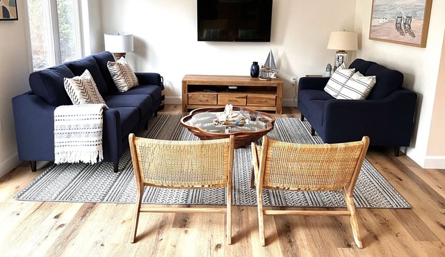 Beach House by the Woods - Boutique Coastal Cottage