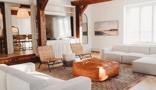 Beach House in Niagara