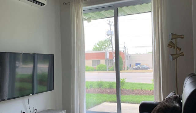 Beautiful 1 br new condo with indoor pool and gym