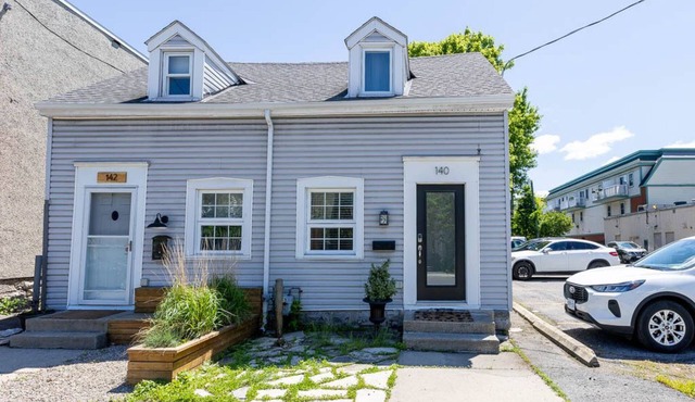 Beautiful, 19th century Semi in the Heart of the Byward Market