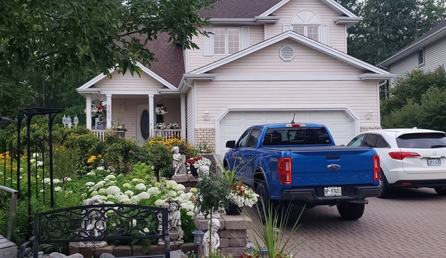Beautiful 3 bed 2 bath house in Sherwood Estates in Thunder Bay