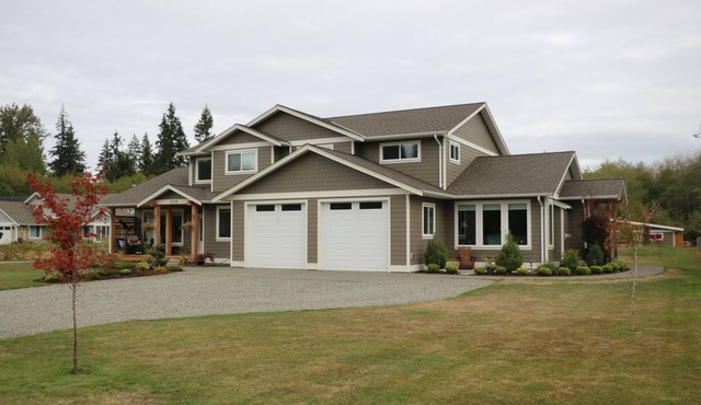 Beautiful Country Guest Suite close to stunning beaches and great salmon fishing