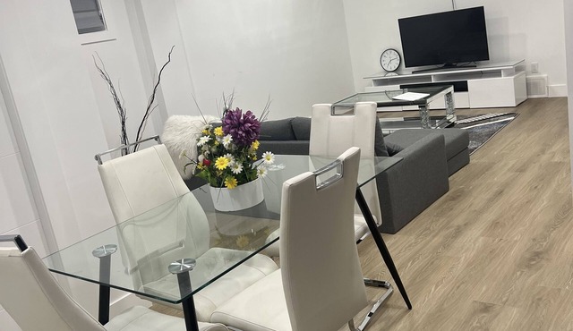 Beautiful cozy luxurious brand new basement suit away from home