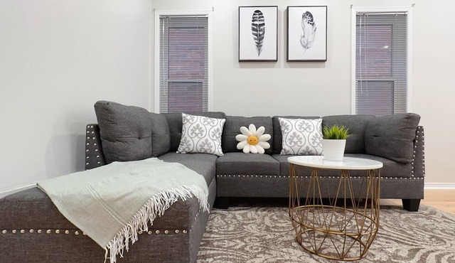 Beautiful Cozy Private House at Markham