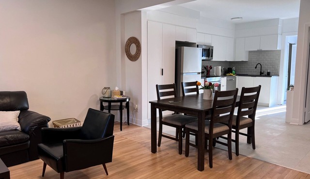 Beautiful furnished and renovated condo!