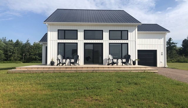 Beautiful new ocean view home that sleeps 10.