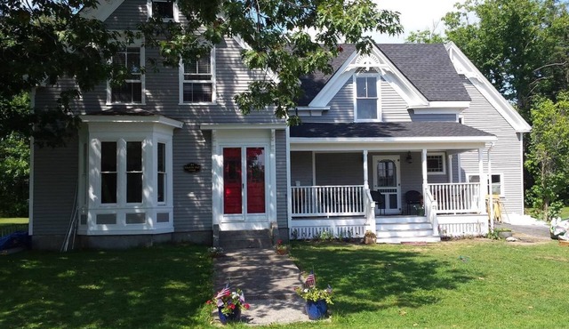 Beautifully restored 4-bedroom sea captain's house with water views, STR25-57