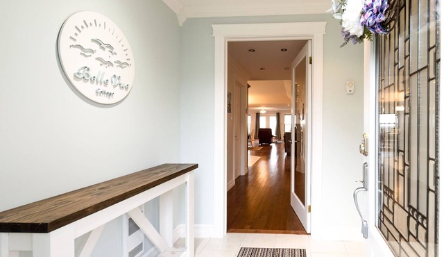 Belle Vue Cottage, An Expansive Ocean-View, Limited Mobility Friendly Home