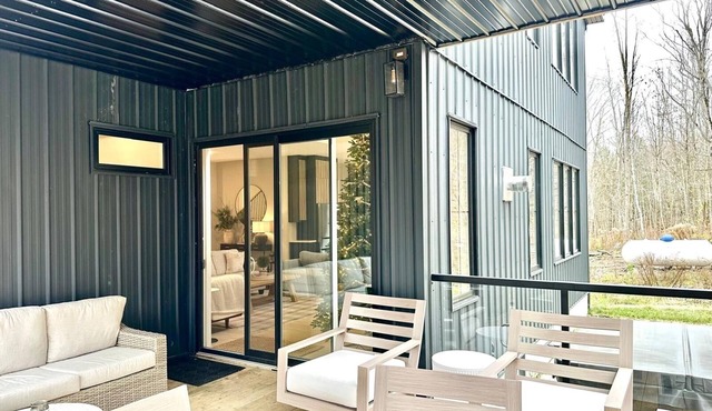 Birchwood Country House with Hot Tub & EV Charger