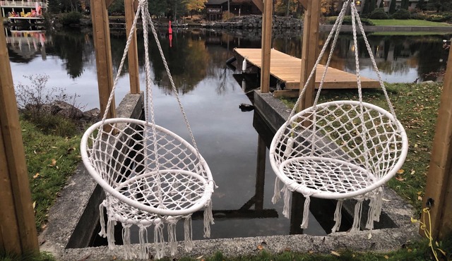 Bobcaygeon Waterfront-Walk to Town-King Beds